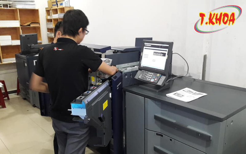 Công đoạn xử lý thông tin và in ấn thiệp cưới