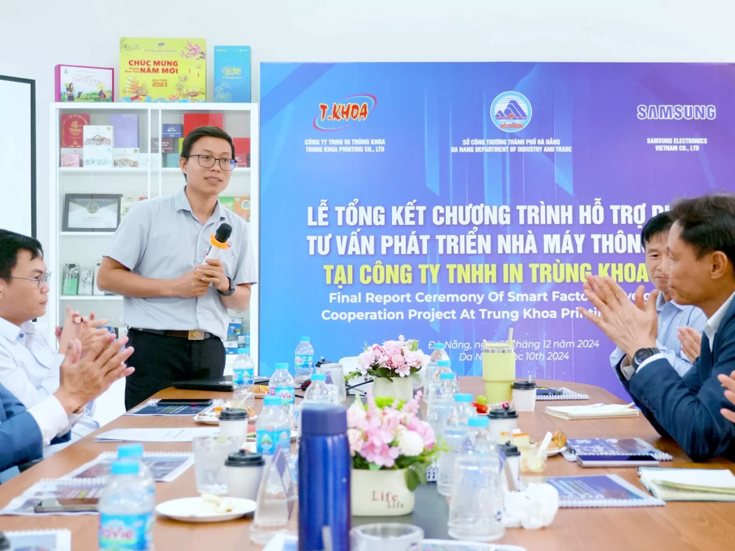 Lễ tổng kết dự án Phát triển nhà máy thông minh tại Công ty TNHH In Trùng Khoa