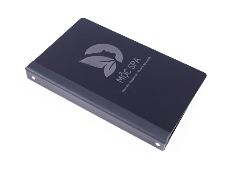 Menu bìa mica khắc lazer còng Menu bia mica khac lazer cong